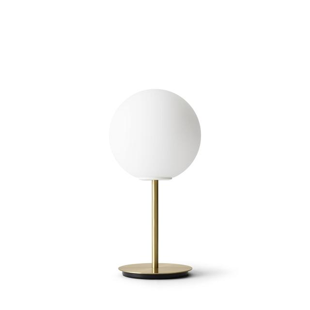 Audo Tr Bordlampe Børstet Messing Med Mat Opal Pære
