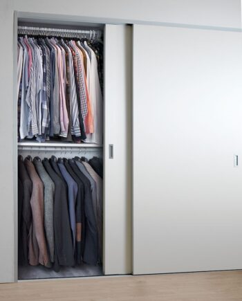 Mogensen Plano Skydelåger På Mål Til Garderobe Med   Låger Total Bredde 100 Til 130 Cm
