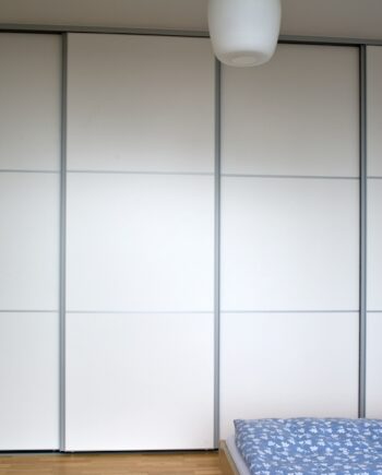 Mogensen Slimline Skydelåger På Mål Til Garderobe Med   Låger Total Bredde 200 Til 255 Cm