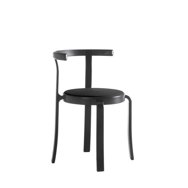 Magnus Olesen 8000 Series Spisebordsstol Sortbejdset Eg Polstret Sort Savanne 30314