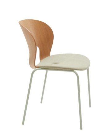 Magnus Olesen   Spisebordsstol Polstret Cool Mint Lakeret Eg Beige