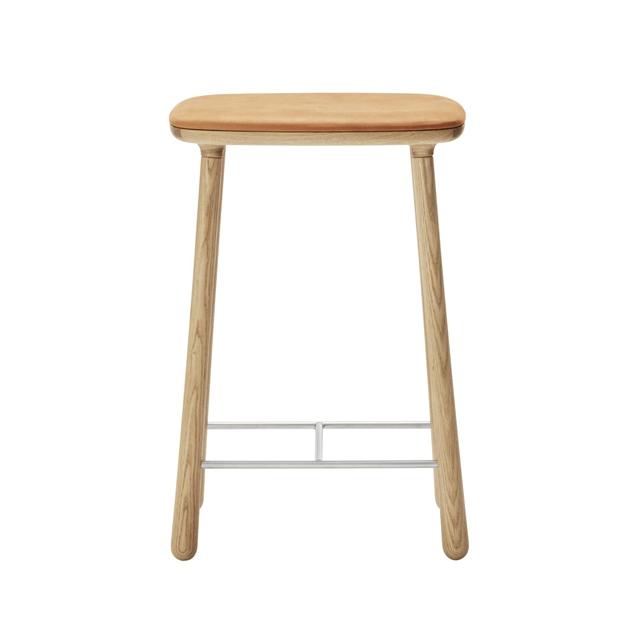 Møbel Copenhagen Cuba Barstol 66 Cm Olieret Eg Sand Læder