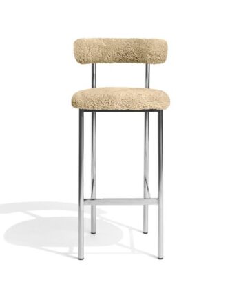 Møbel Copenhagen Font Barstol 65 Cm Sheepskin Honey Poleret Stål Stel