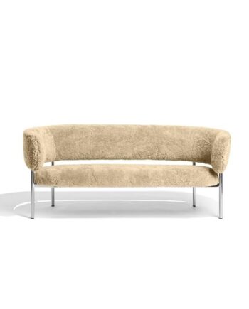 Møbel Copenhagen Font Sofa Sheepskin Honey Poleret Stål Stel