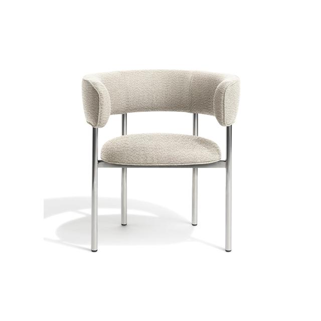 Møbel Copenhagen Font Spisebordsstol Med Armlæn Beige Boucle Elle 0200 Poleret Stål Stel