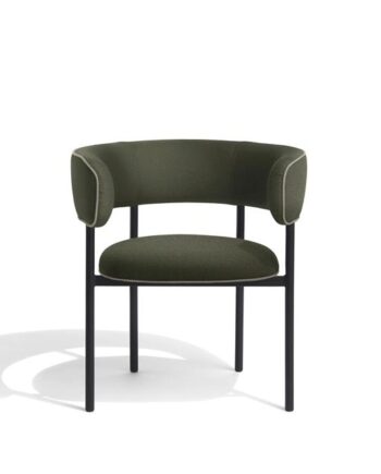 Møbel Copenhagen Font Spisebordsstol Med Armlæn Vidar 972 Og Vidar 0222 Sort Stel