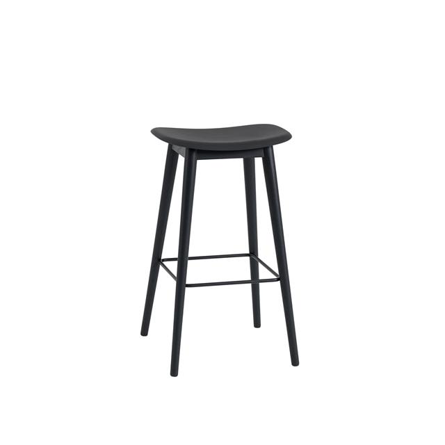 Muuto Fiber Barstol Med Træ Base Sort Sort H76 Cm
