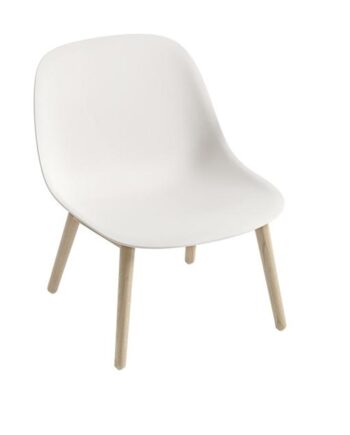 Muuto Fiber Lænestol Med Træ Base Hvid Eg