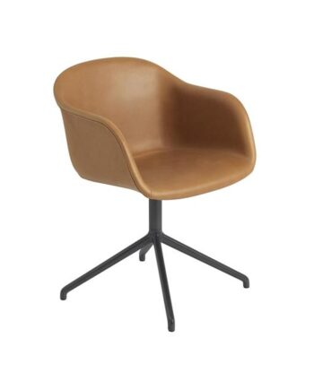 Muuto Fiber Spisebordsstol Med Armlæn Og Swivel Base Læder Polstret Cognac Sort