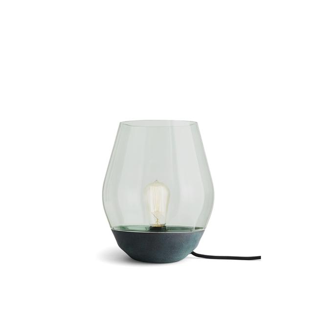 New Works Bowl Bordlampe Irret Kobber Med Lysegrøn Glas Skærm
