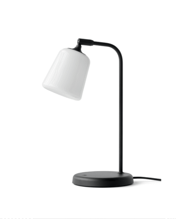 New Works Material Bordlampe Hvid Opal