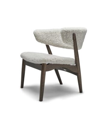 Sibast Furniture No   Lænestol Fuldpolstret Mørkolieret Egetræ Og Sheepskin Short Moonlight