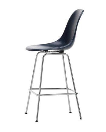 Vitra Eames Fiberglass Barstol Medium Navy Blå Krom