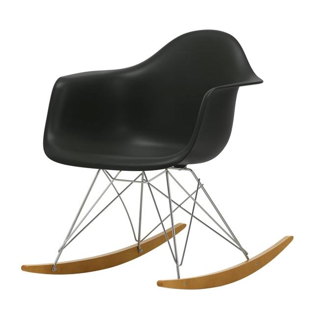 Vitra Eames Plastic Rar Lænestol Dyb Sort Gylden Ahorn