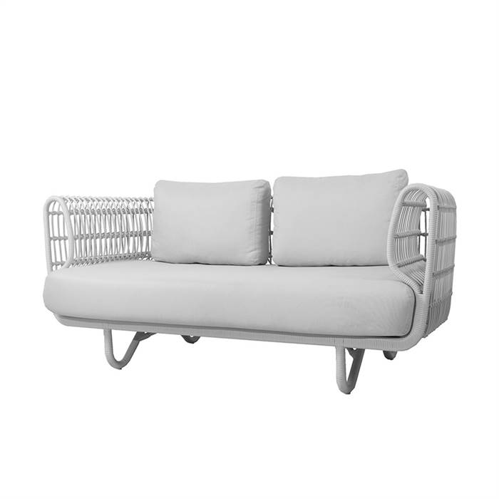 Cane-line Nest   Pers  Sofa Hvid Med Hvide Hynder  : Erling Christensen Møbler