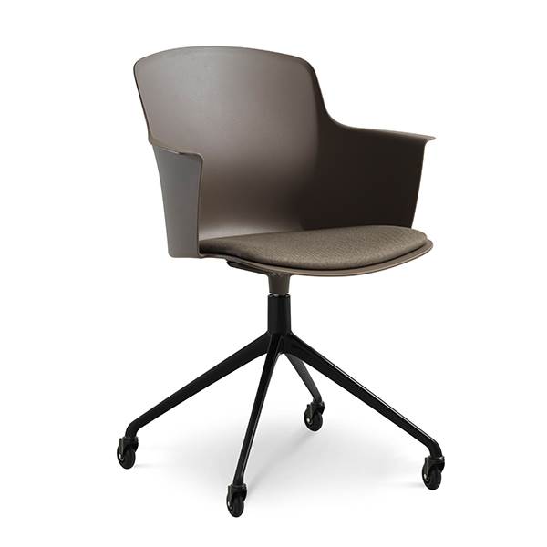 Erling Christensen Møbler Mia Dining Chair   Armlæn   Pude : Erling Christensen Møbler  : Erling Christensen Møbler