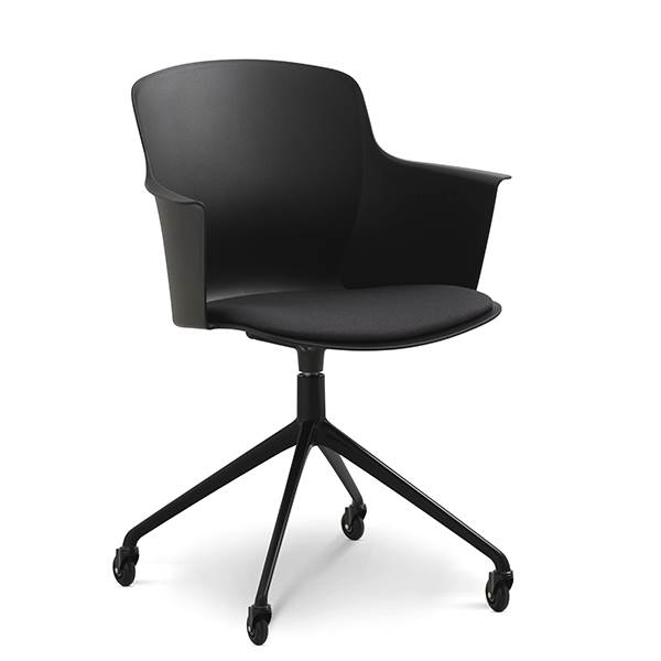 Erling Christensen Møbler Mia Dining Chair   Armlæn   Pude Sort Hjul : Erling Christensen Møbler  : Erling Christensen Møbler
