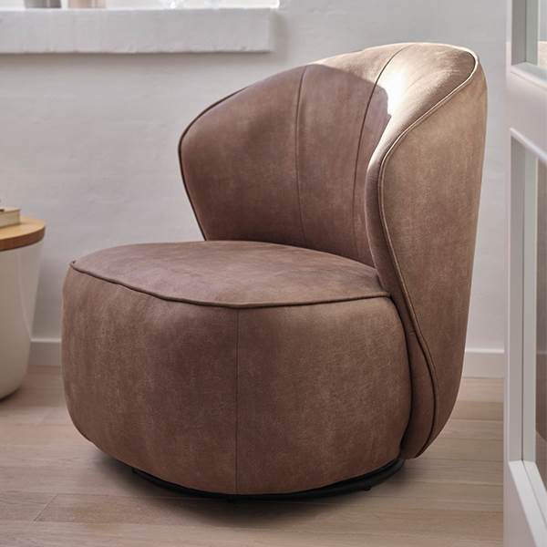 Erling Christensen Møbler Theo Lounge Chair Almond : Erling Christensen Møbler : Erling Christensen Møbler