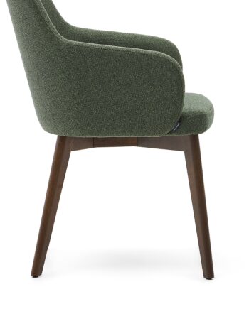 Spisebordsstol Med Armlæn Kave Home Nelida Grøn Chenille Valnødfinish På Bøgetræ H84ã B56ã L61 Cm