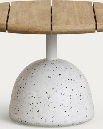 Udendørs Bord Kave Home Saura Natur Hvid   Rund Sofabord Sidebord   Acaciatræ Med Hvid Terrazzo Base ø55   H35 Cm