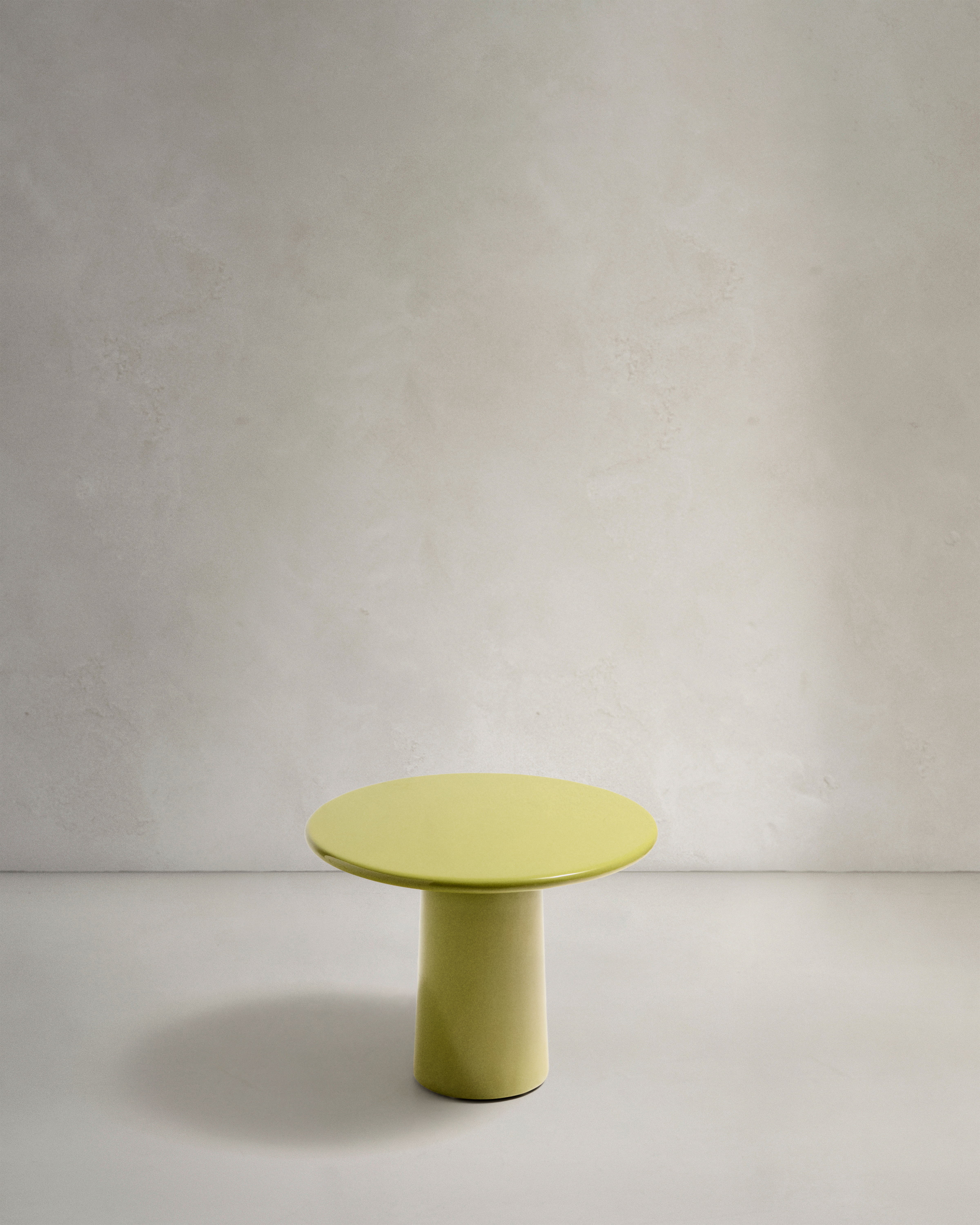 Kave Home Albanella Sofabord  Rund Blank Grøn Cement  ø65