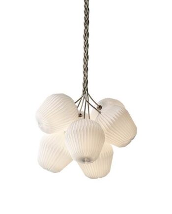 Le Klint The Bouquet Medium Chandelier Med   Standardskærme  : Erling Christensen Møbler